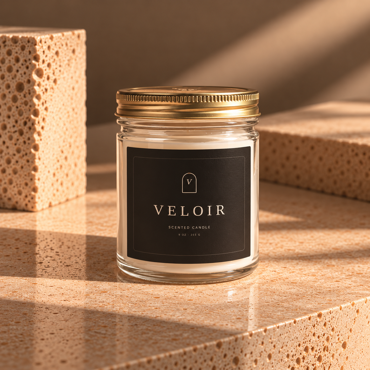VELOIR Scented Candle – Elegant Home Fragrance